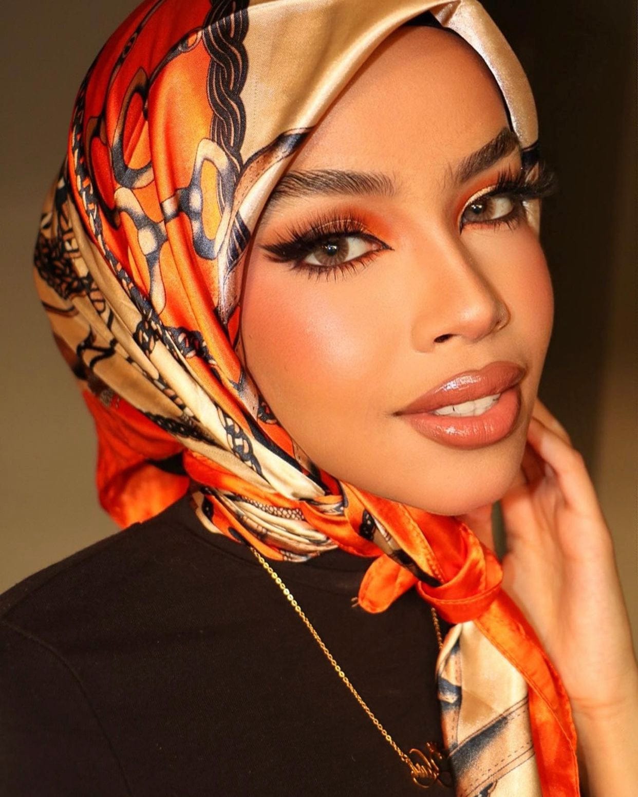 Satin square scarf - Chain orange - Turban Couture