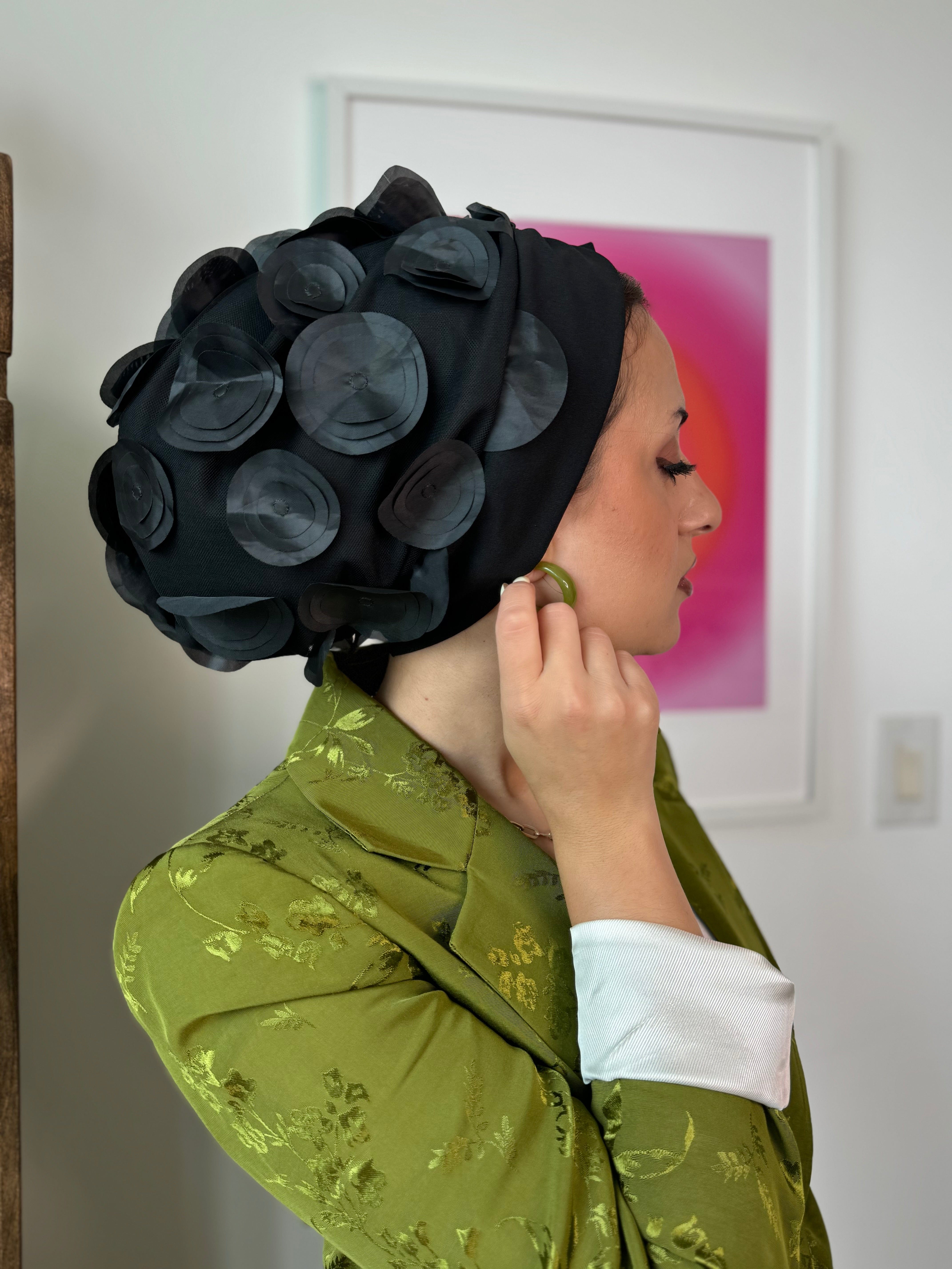 Beanie Tulle - Black Flowers - Turban Couture