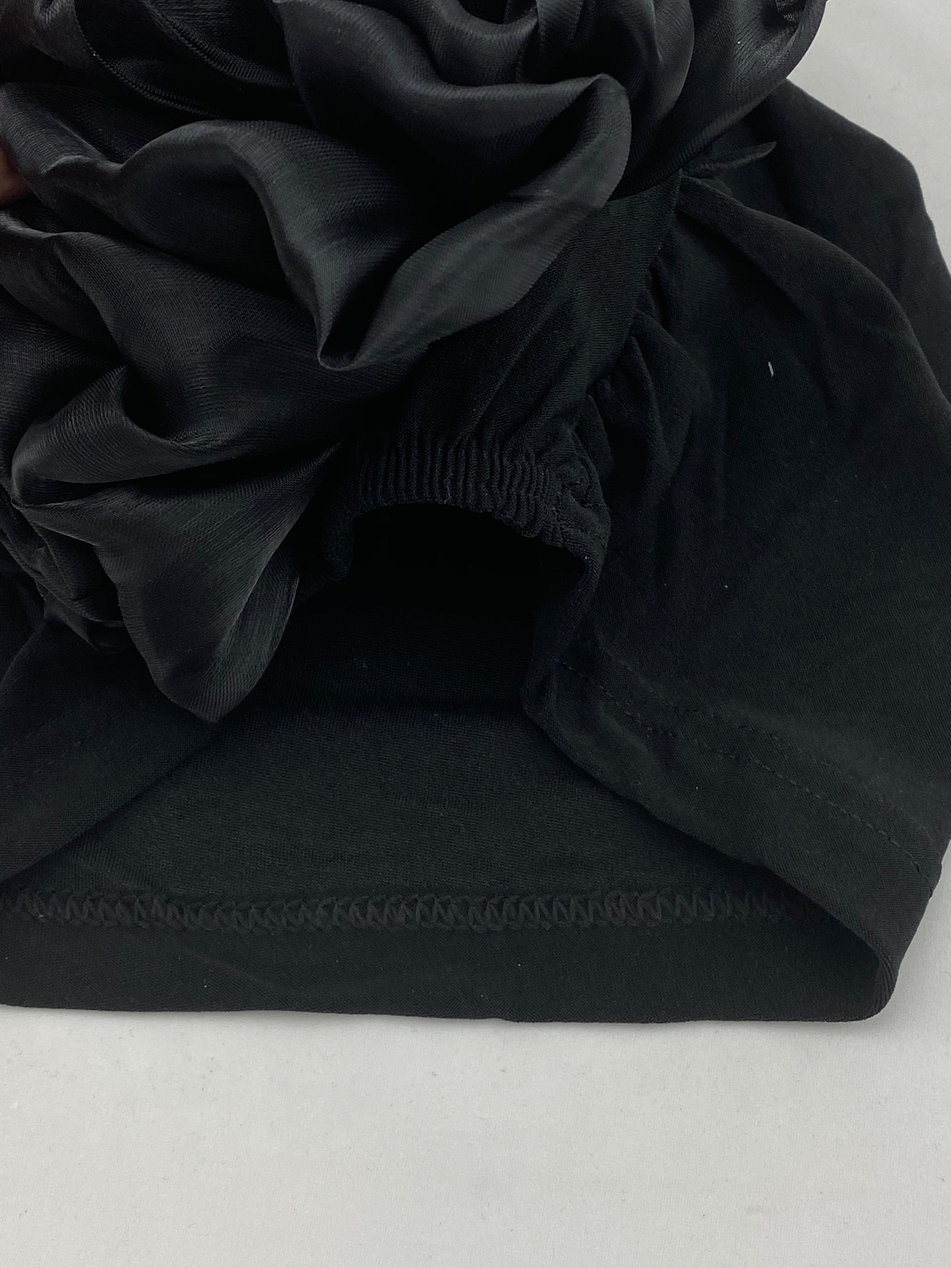 Volumizing Scrunchie Cap - Black Big Flower Volume in the back - Turban Couture