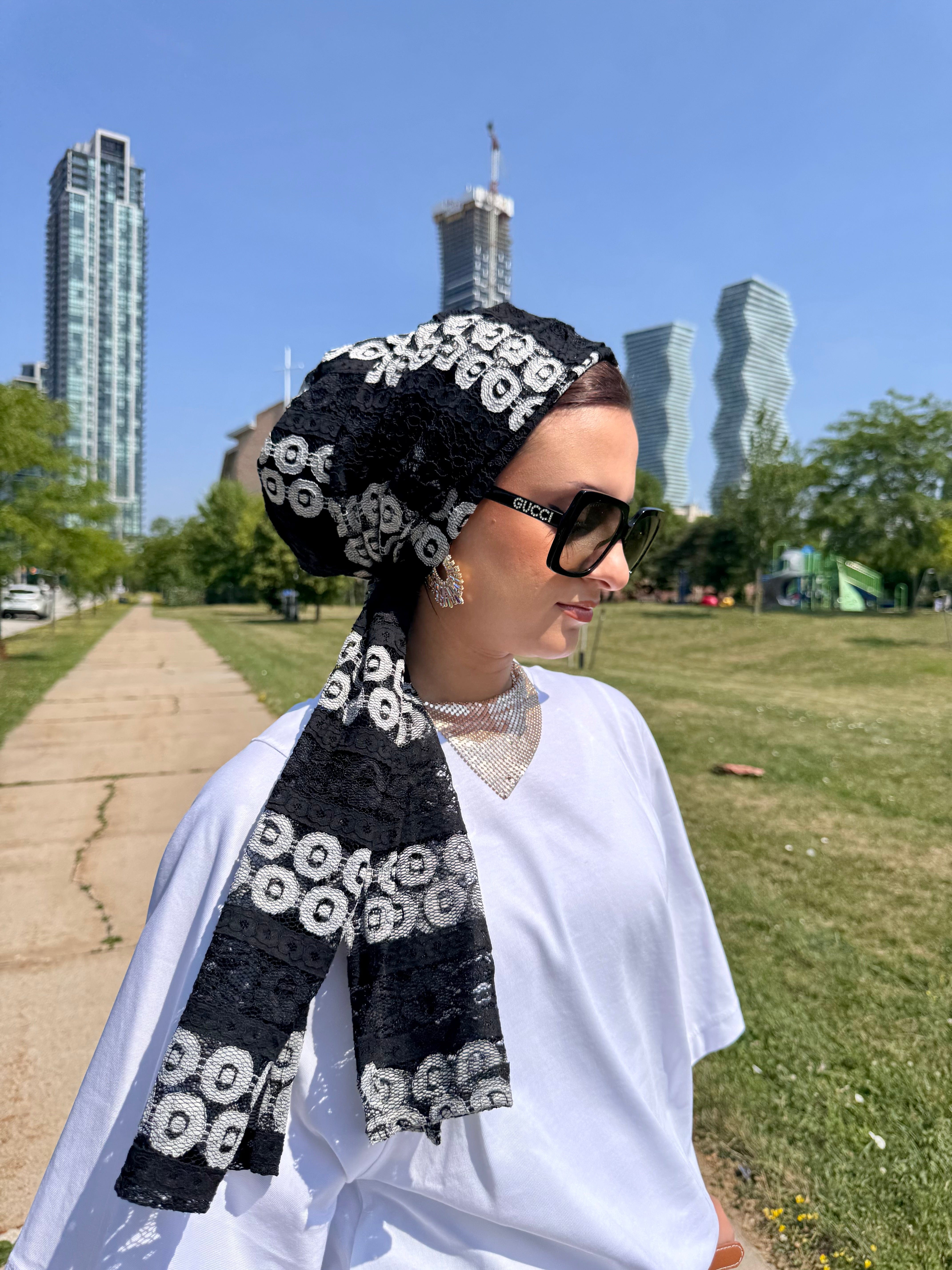 Beanie Wrap Lace - Black and White - Turban Couture