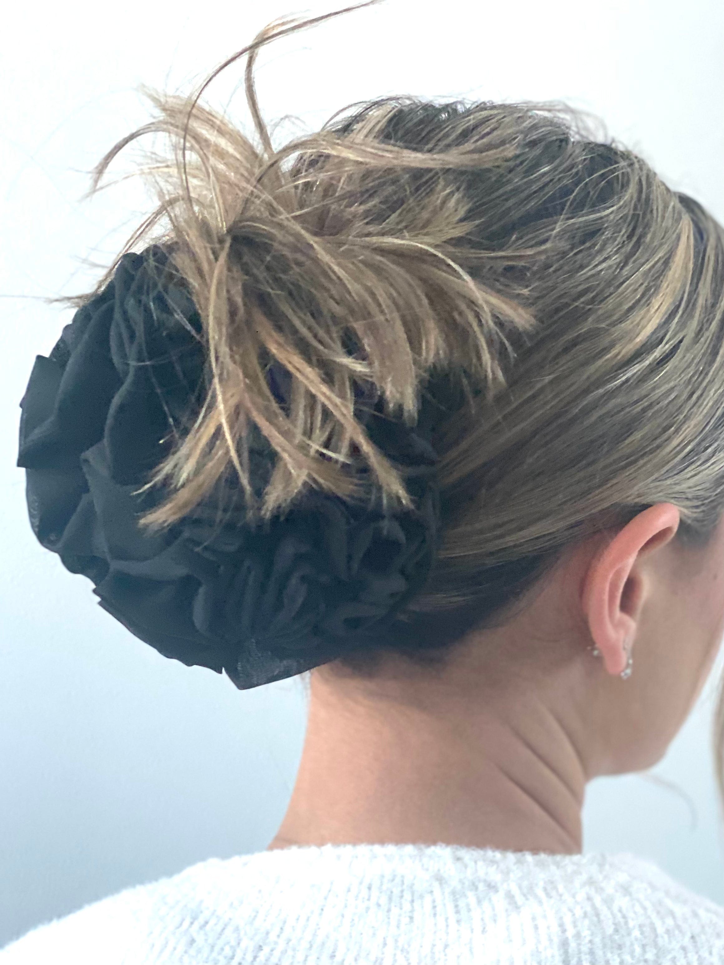 Volumizing Scrunchie Hair Clip - Medium Size - Black - Turban Couture