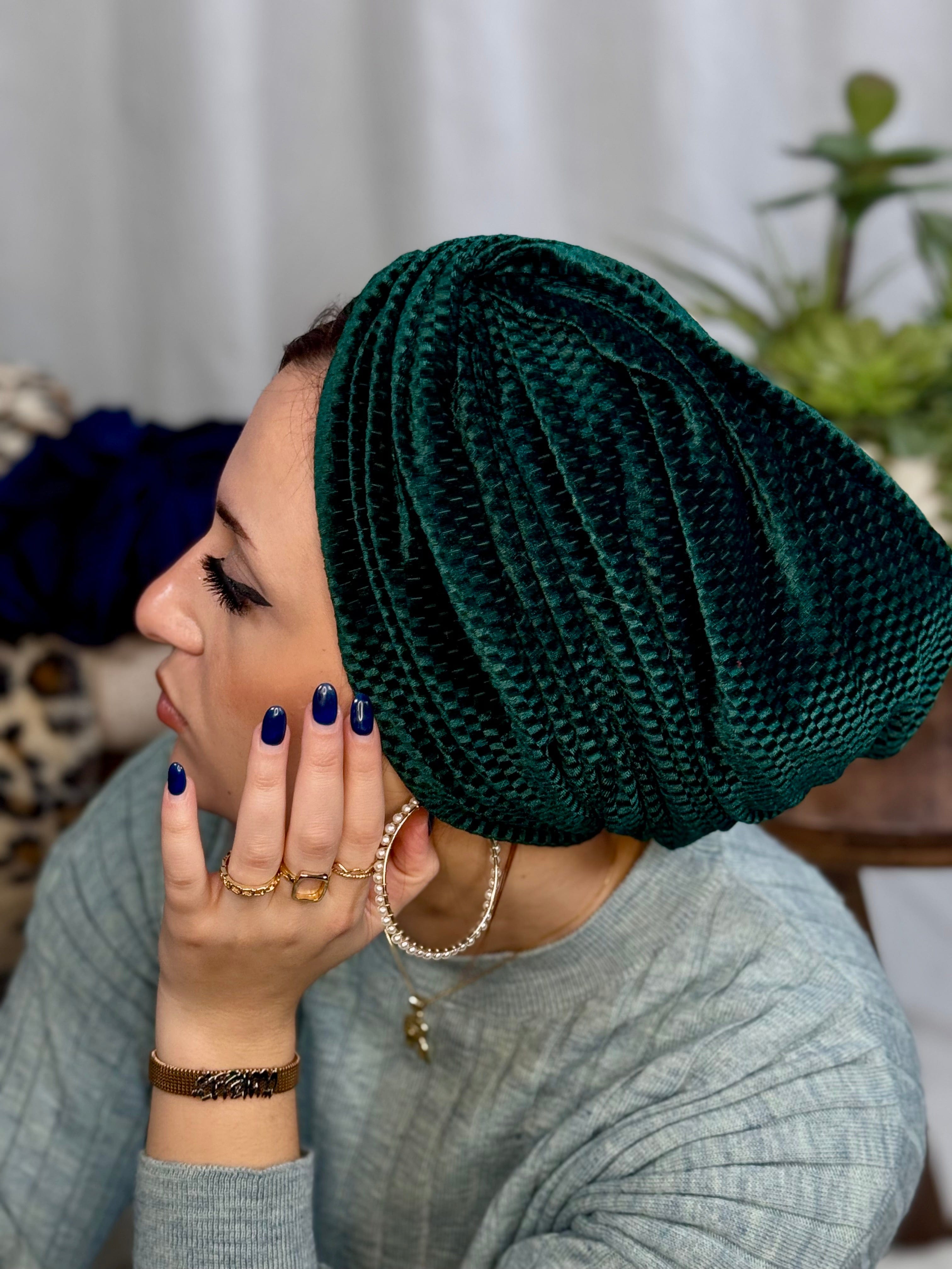 Beanie Velvet Cross Front - Green