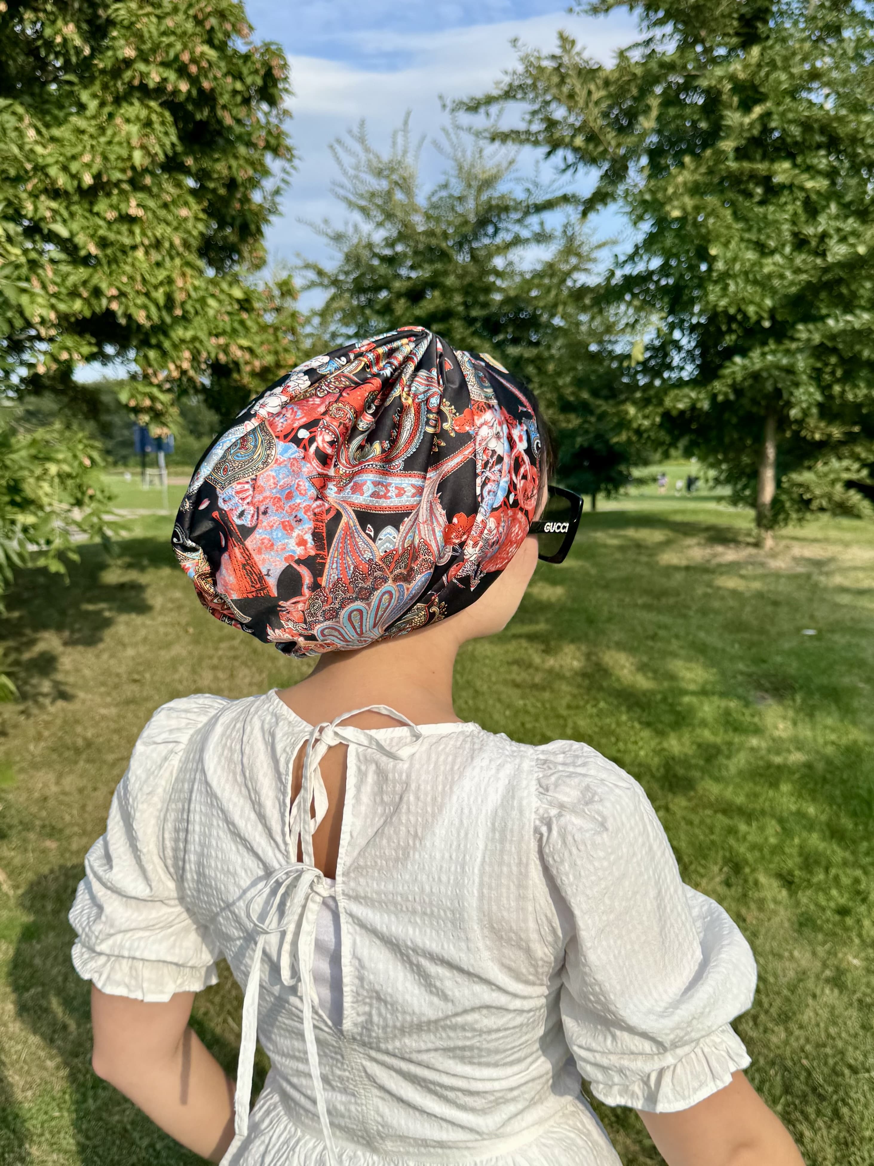 Beanie Satin - Paisley Black