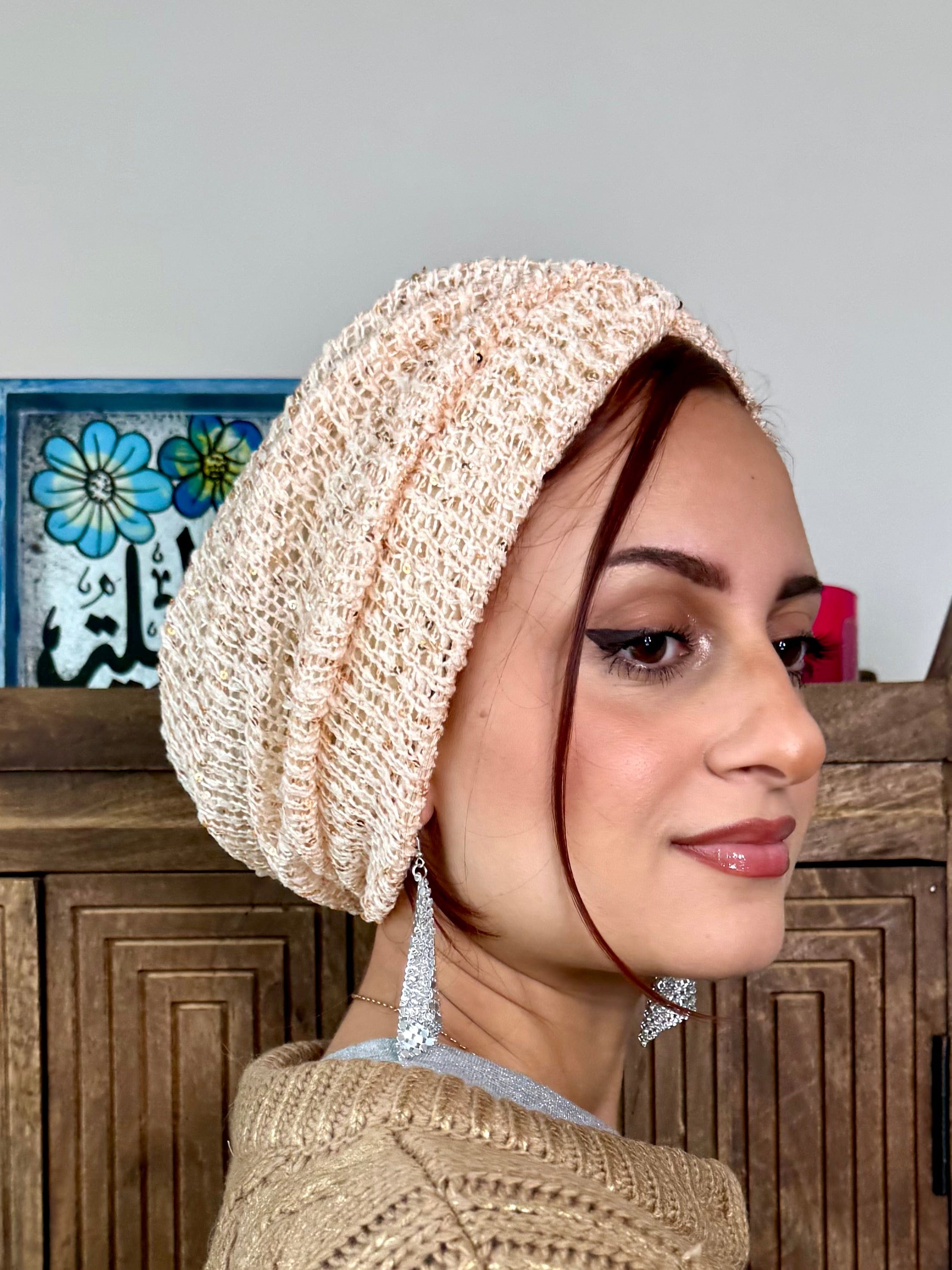 Beanie Knit Sequins - Gold and Beige