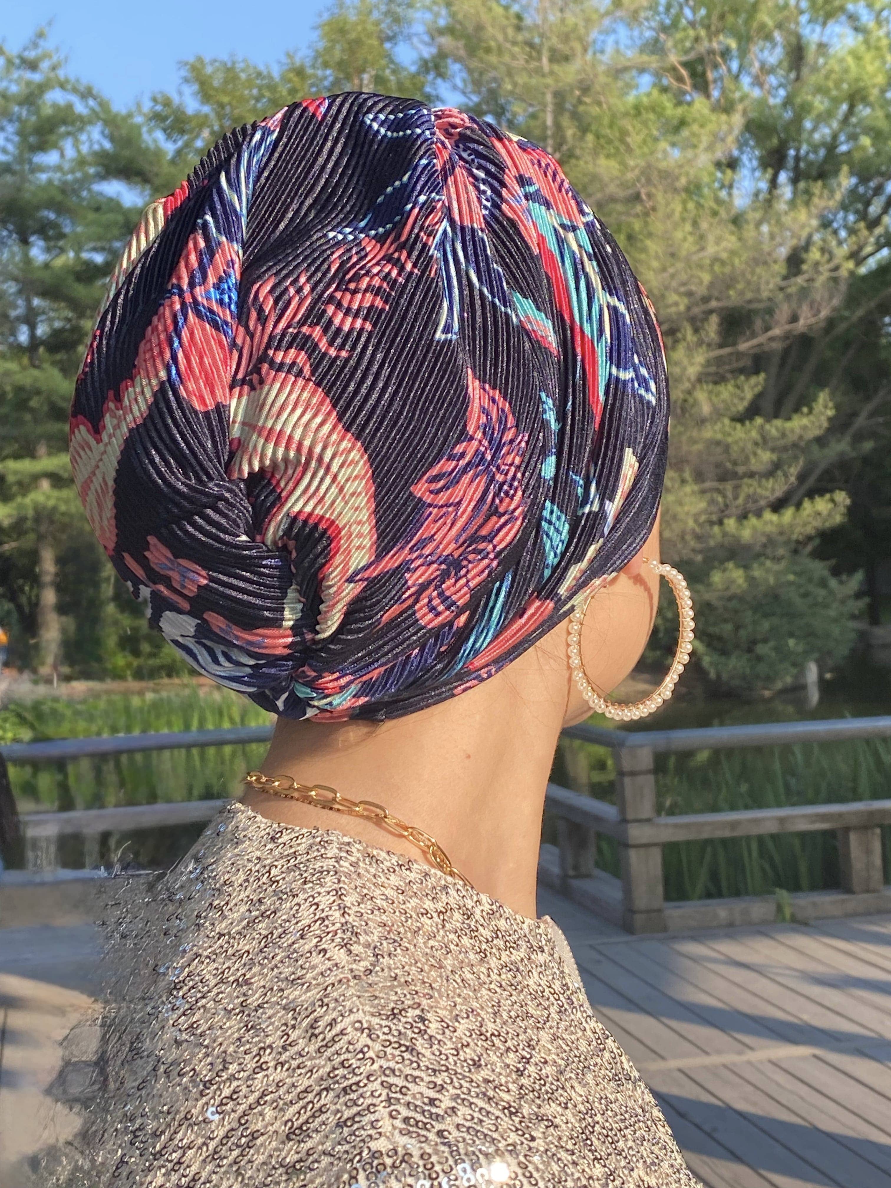 Beanie Pleated - Navy Floral