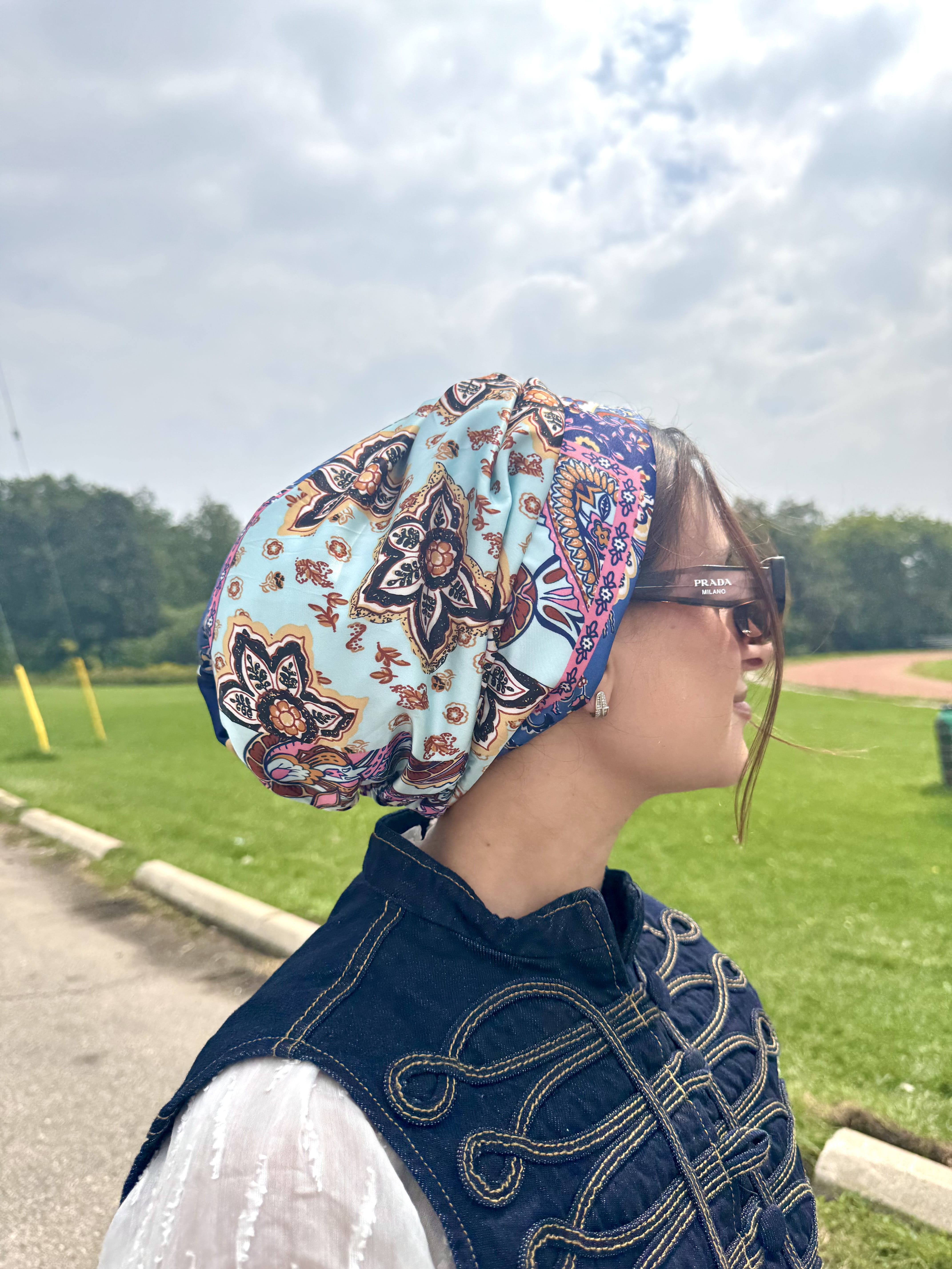 Beanie Satin - Paisley Blue Navy