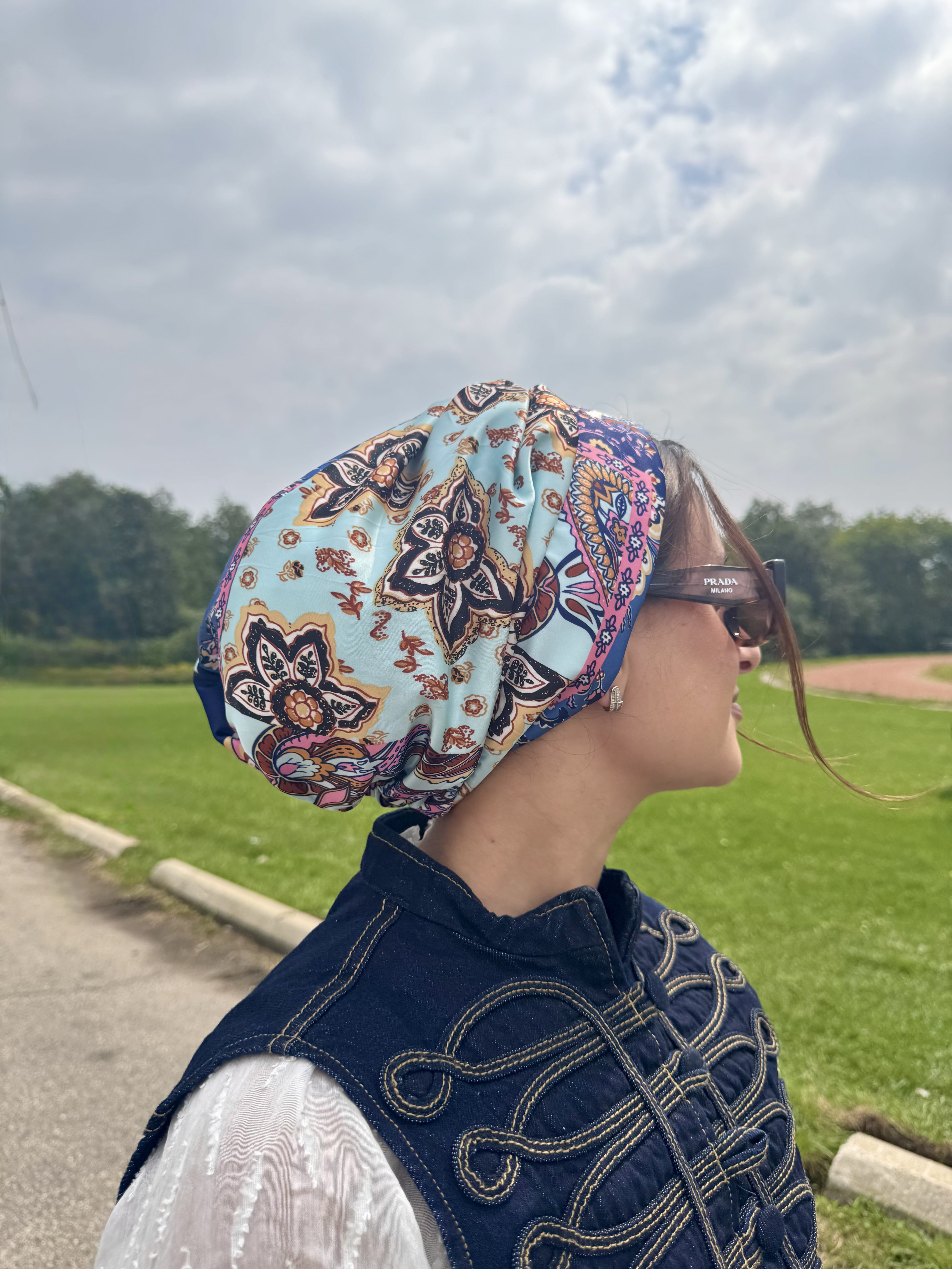 Beanie Satin - Paisley Blue Navy