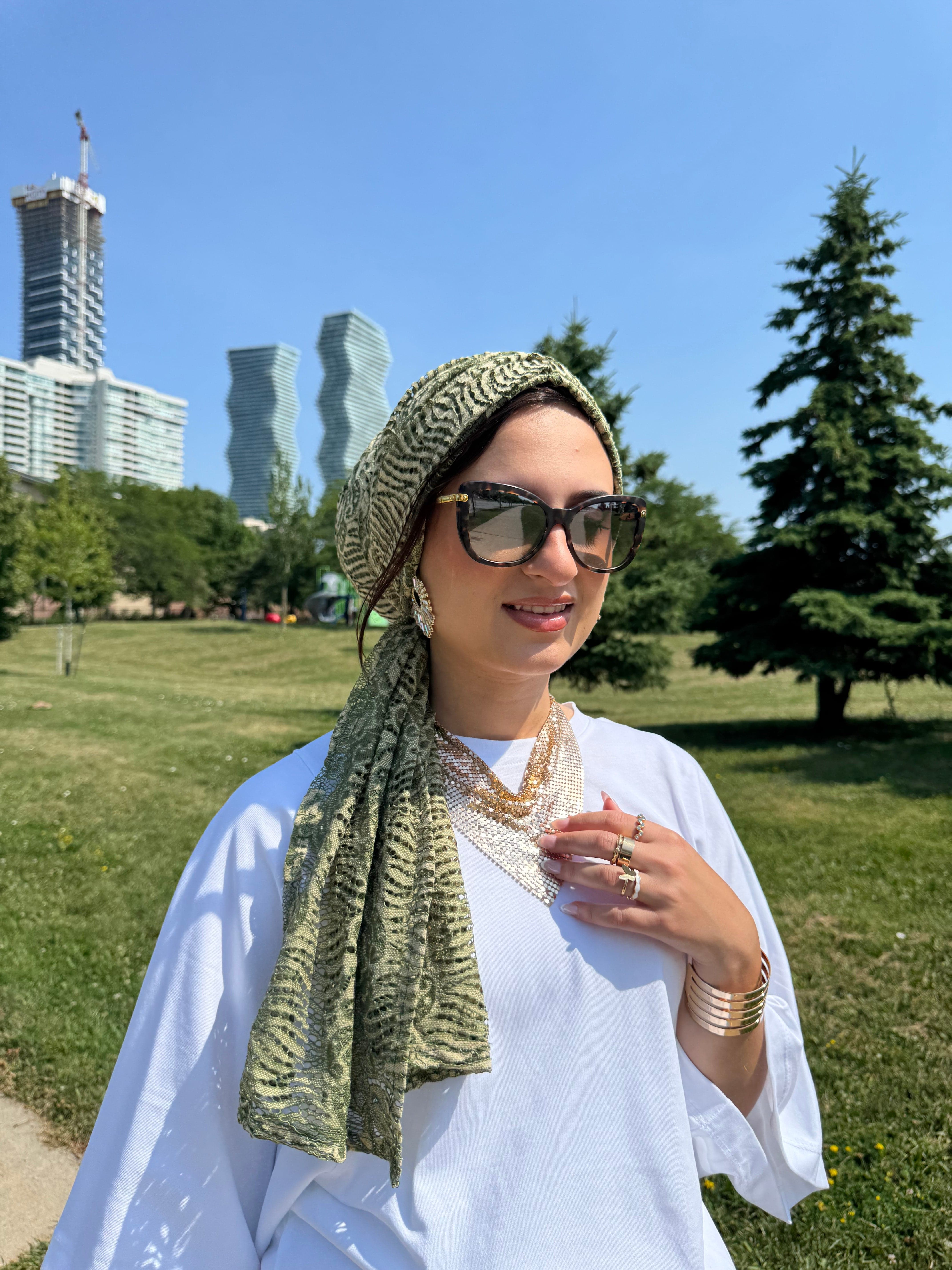Beanie Wrap Lace - Green Nude