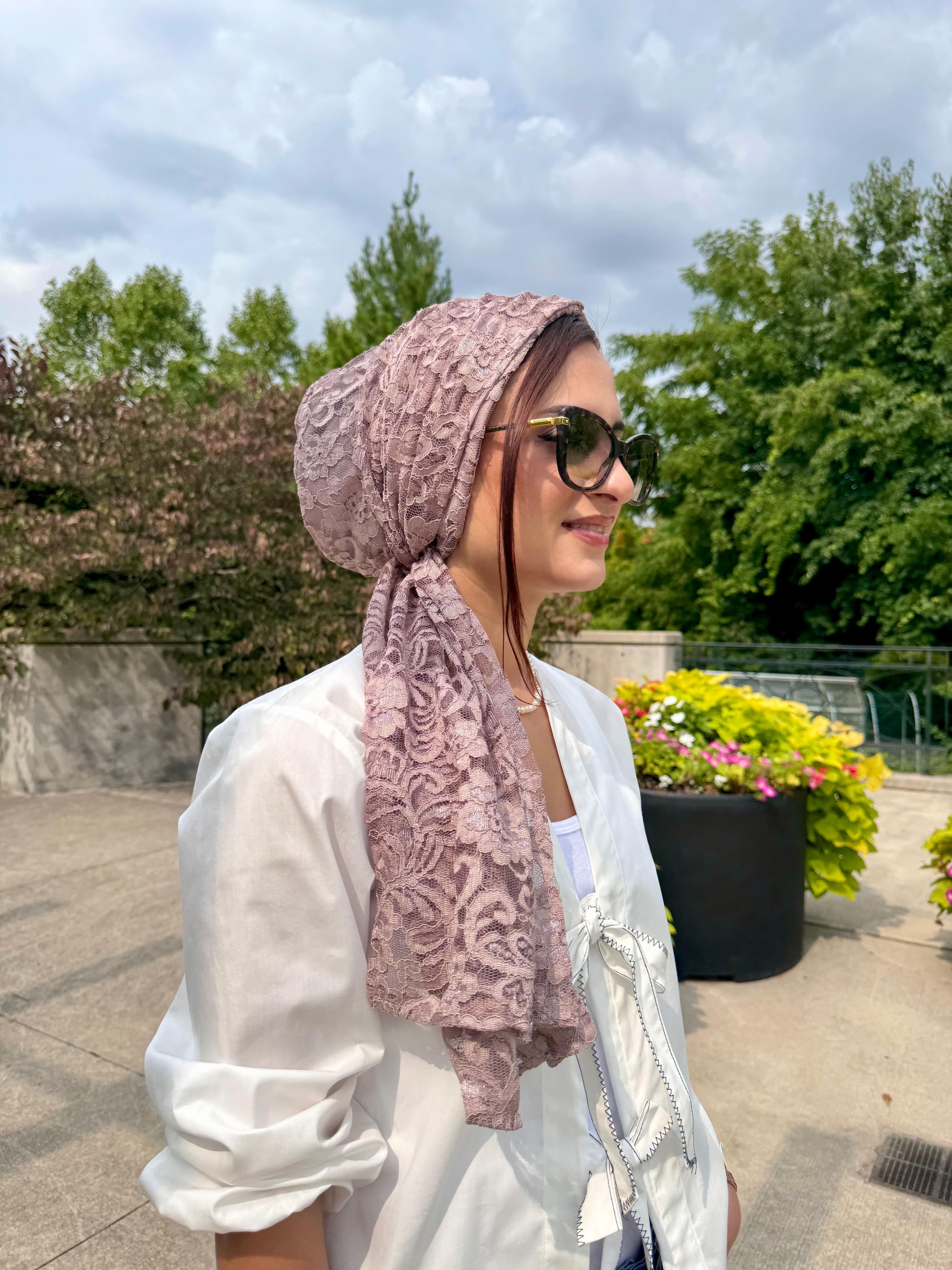 Beanie Wrap Lace - Nude Mauve - Turban Couture