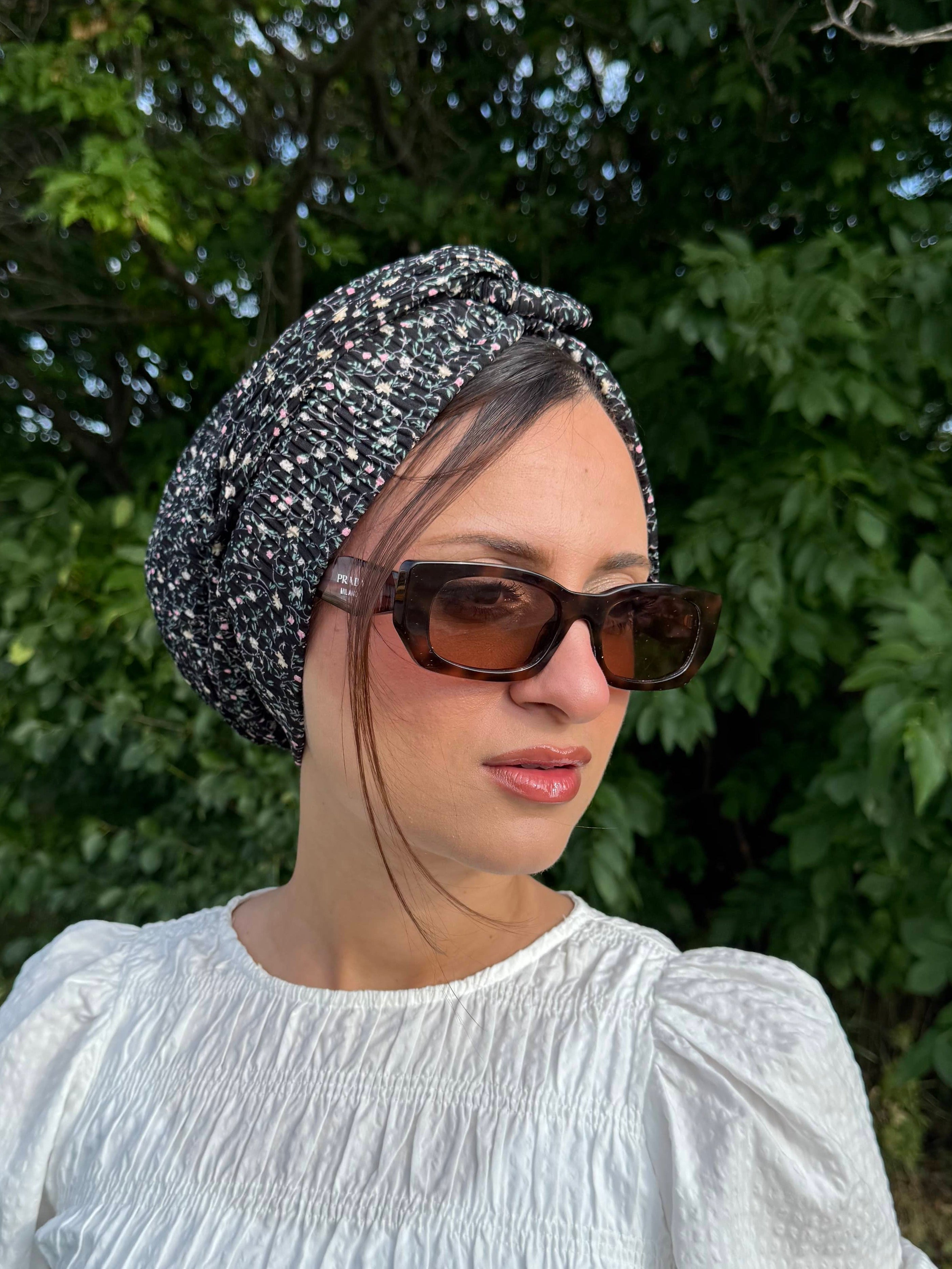Beanie Ring - Floral Black