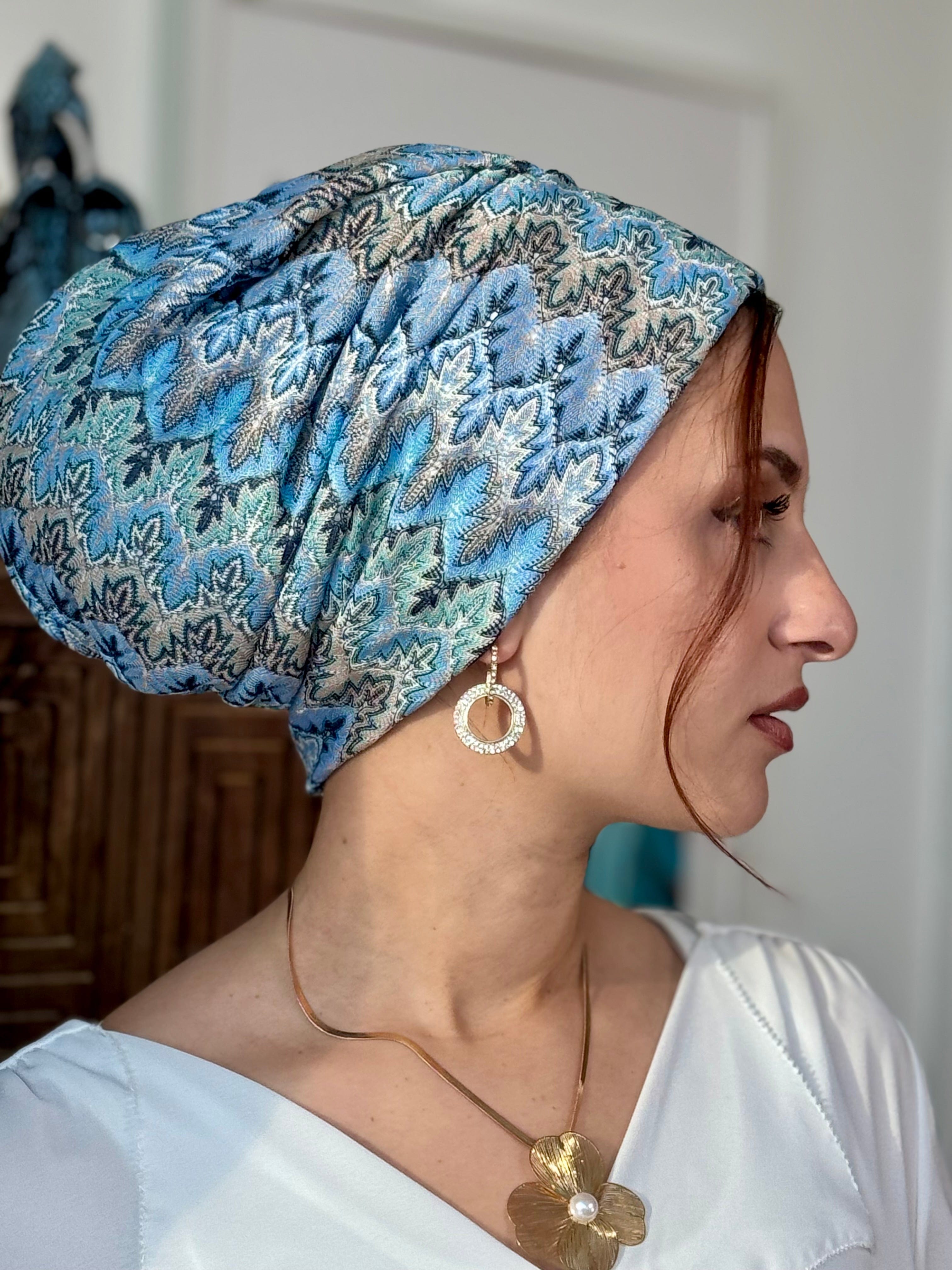 Beanie Knit - Blue Ombre