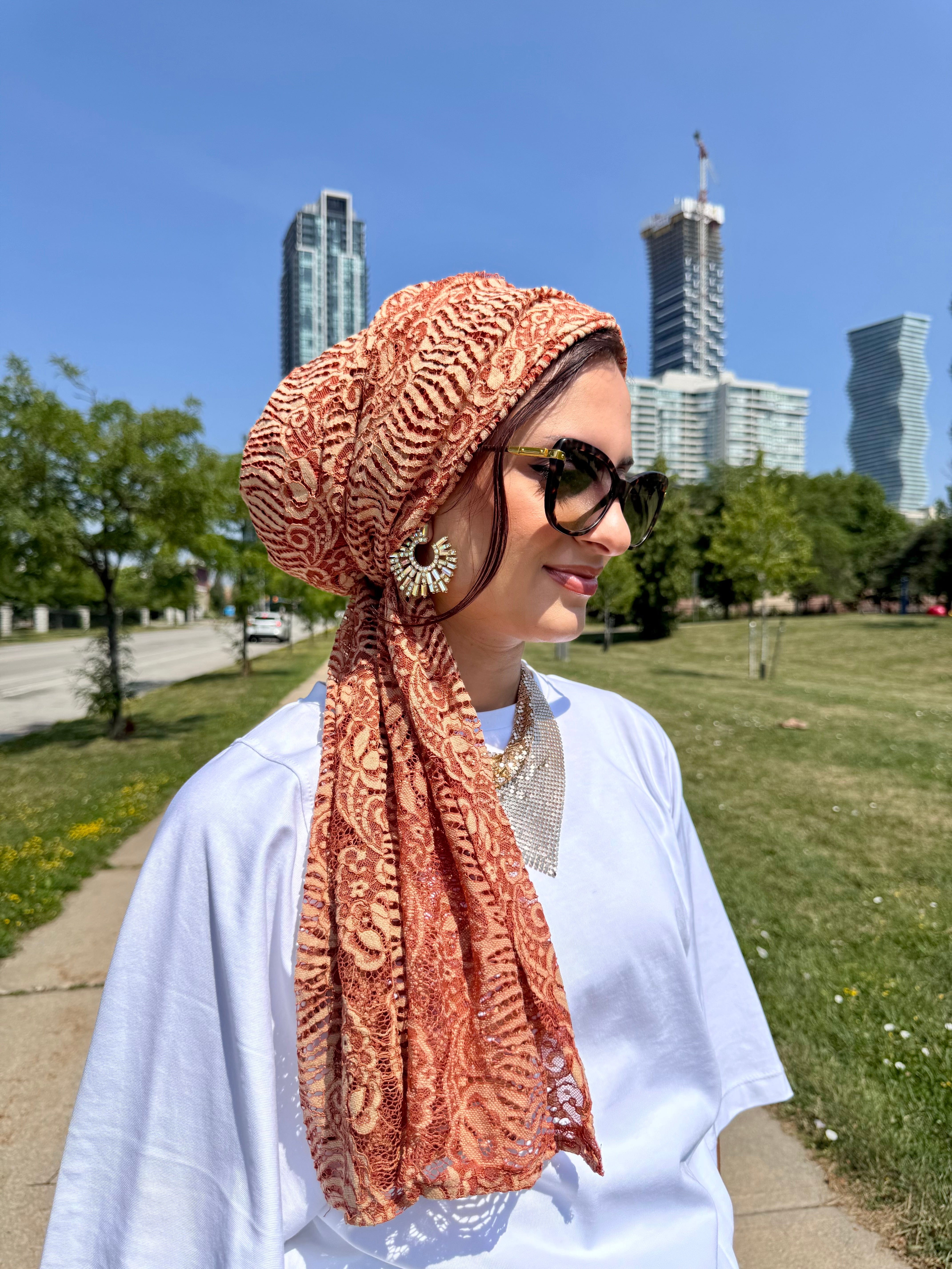 Beanie Wrap Lace - Coral Nude