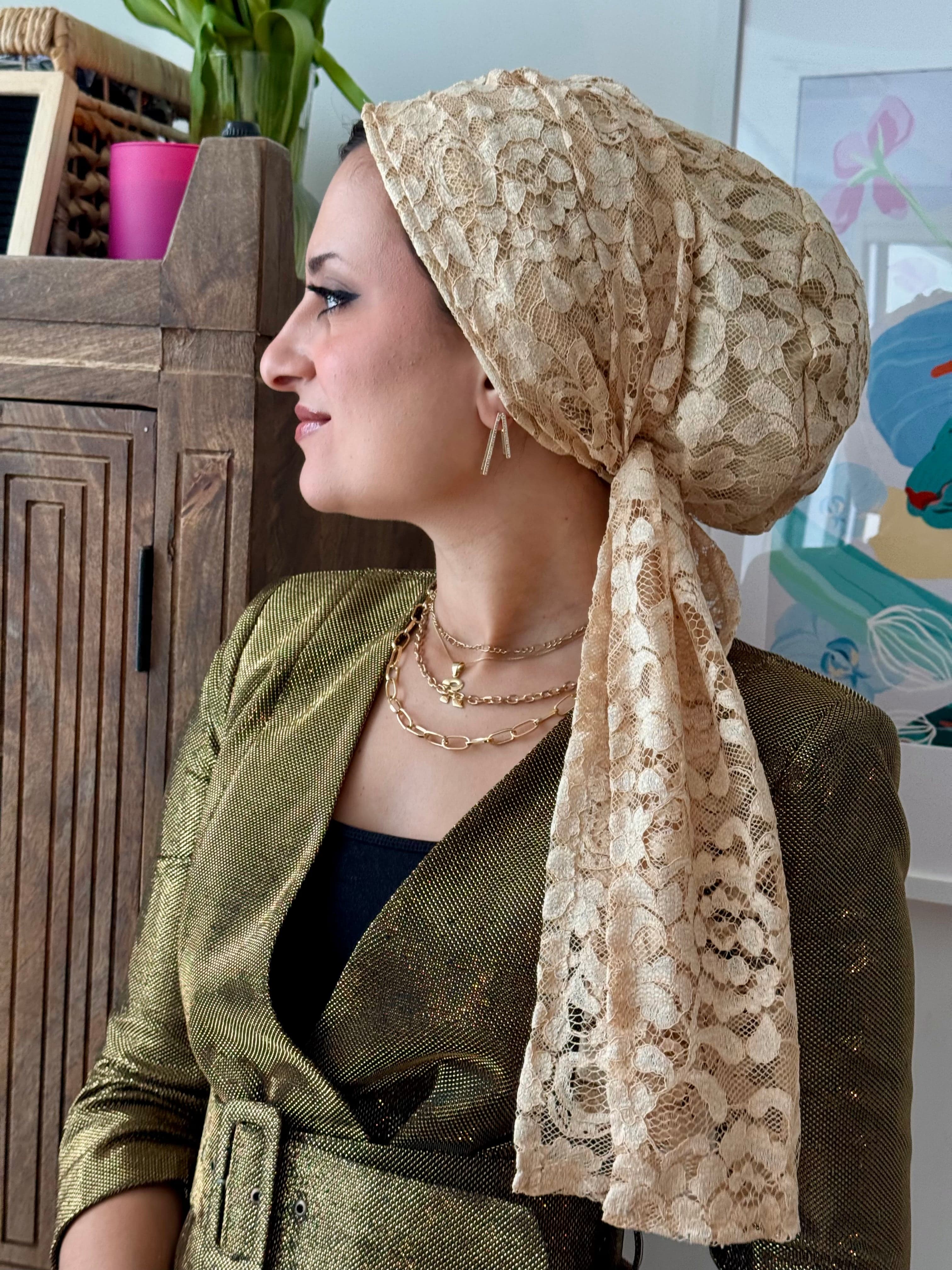 Beanie Wrap Lace - Golden Nude