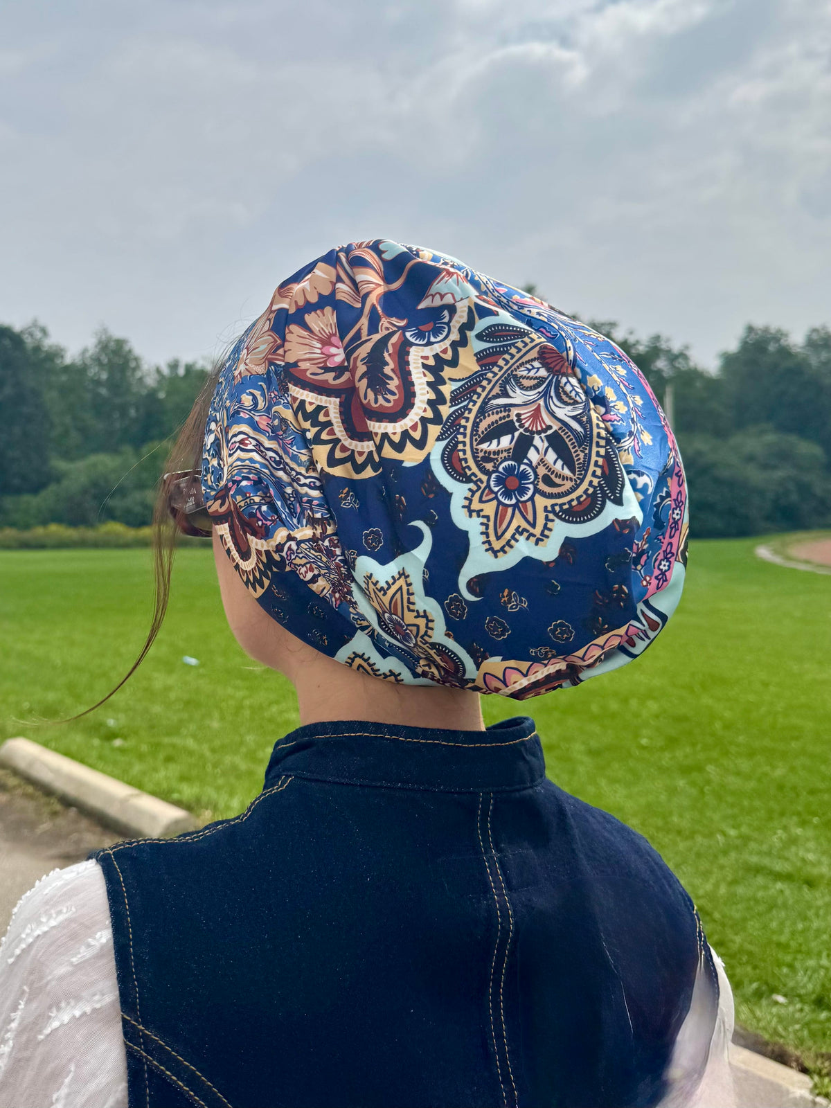 Beanie Satin - Paisley Blue Navy