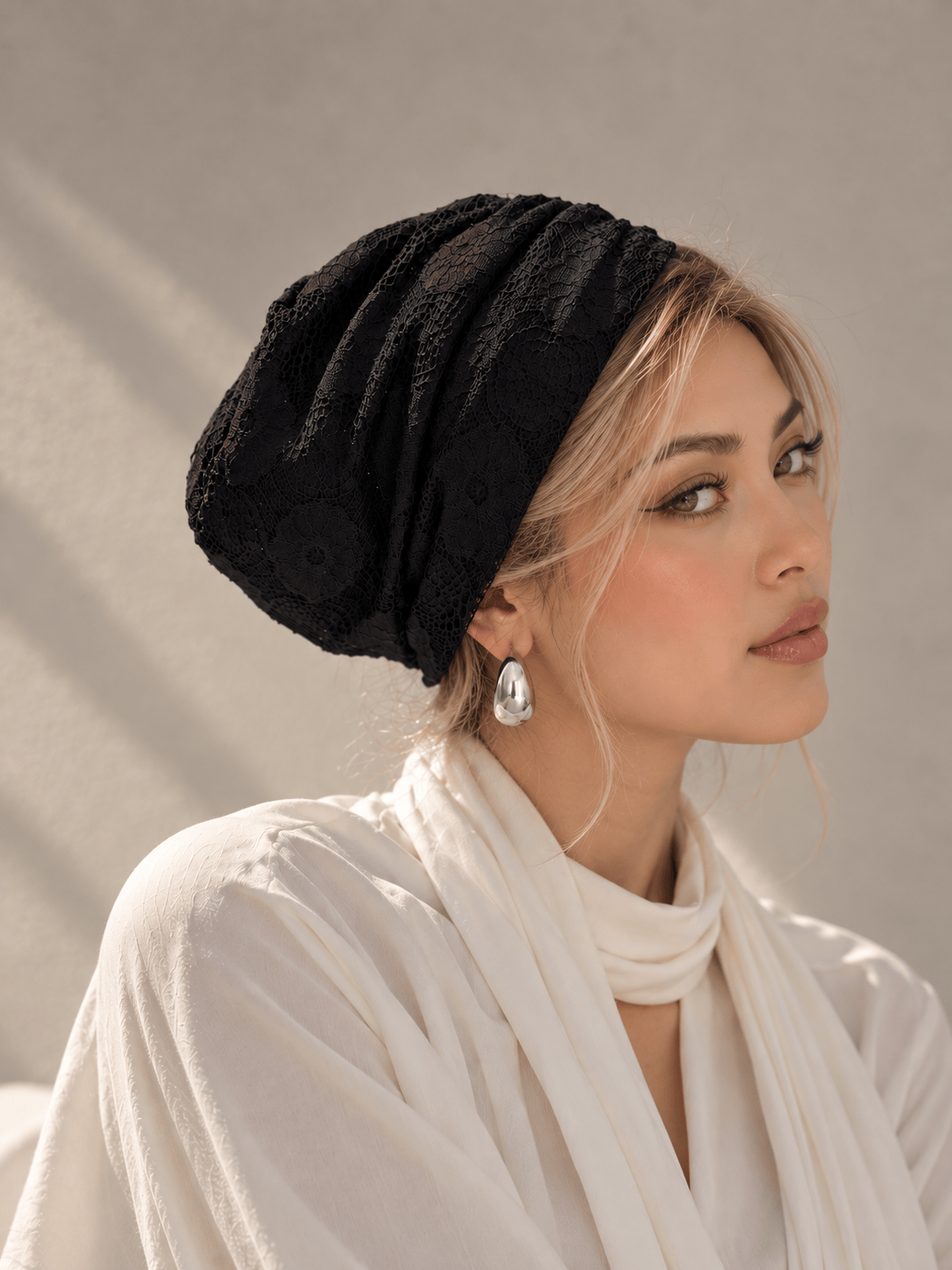 Beanie Drapes Lace - Black 🖤