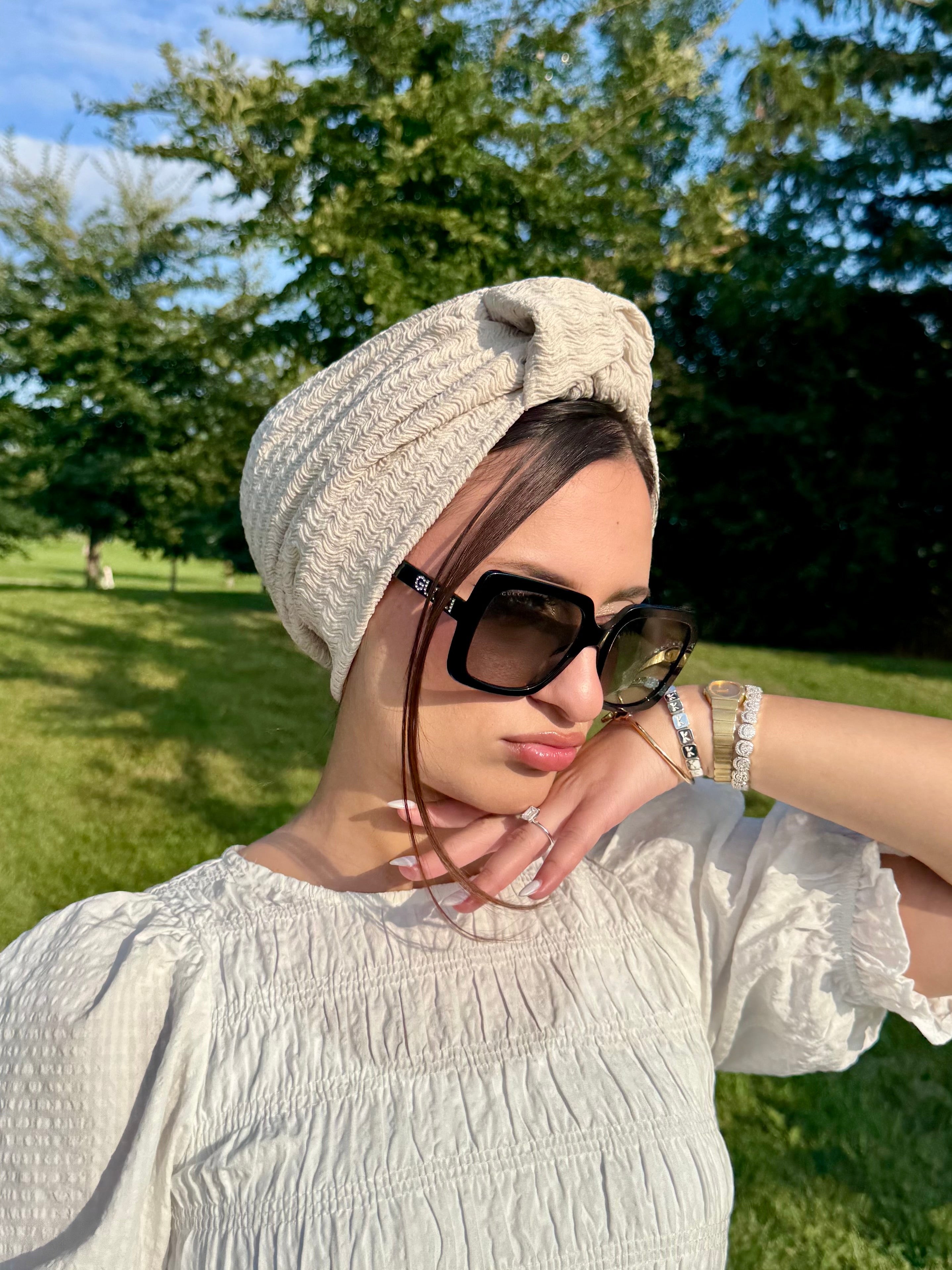 Beanie knot - Almond