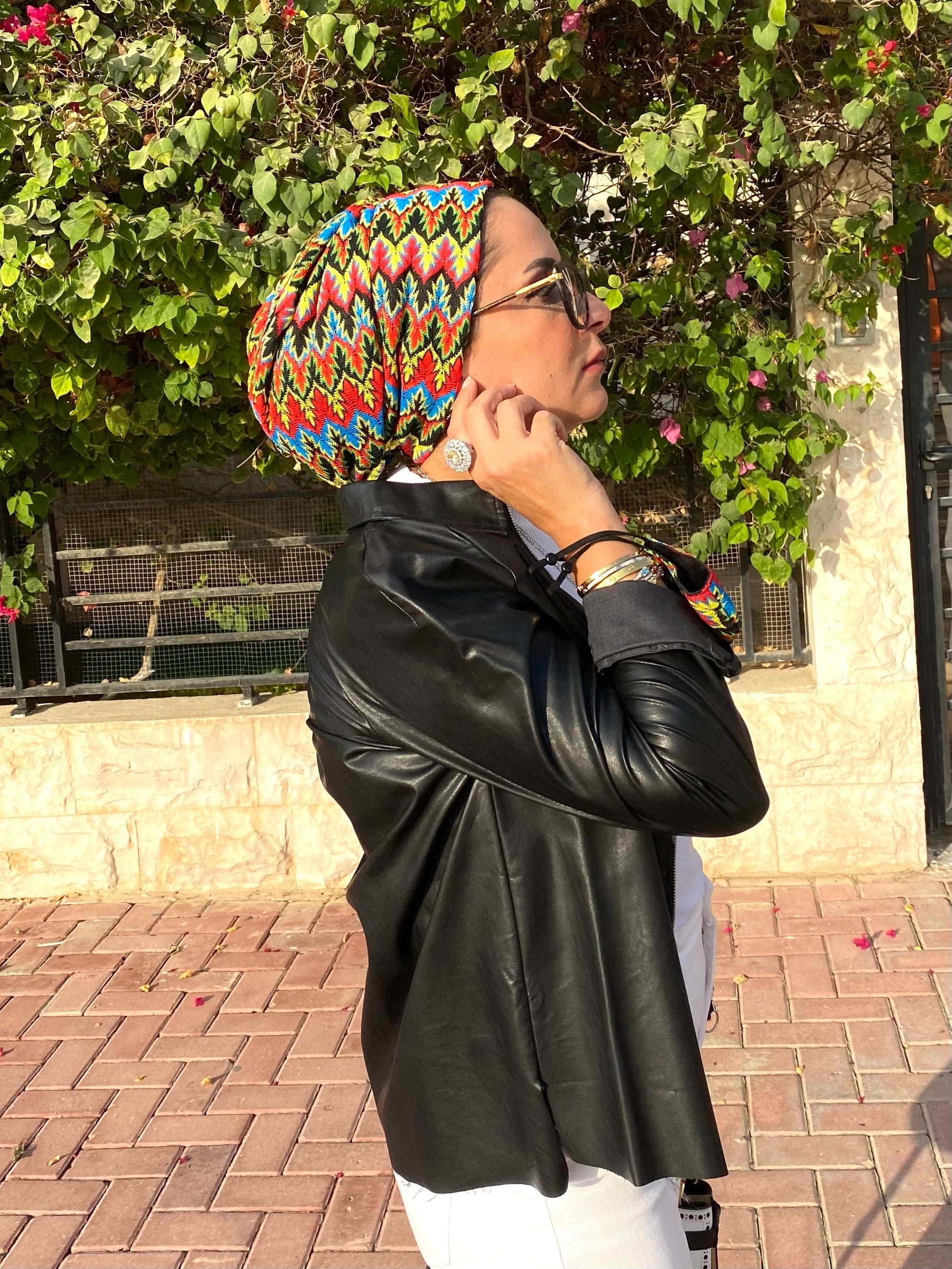 Beanie Knit - Black Red