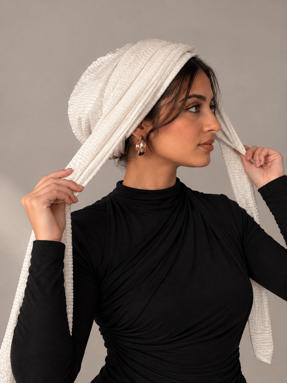 Two-Piece Velvet Tulle Beanie - Pearl