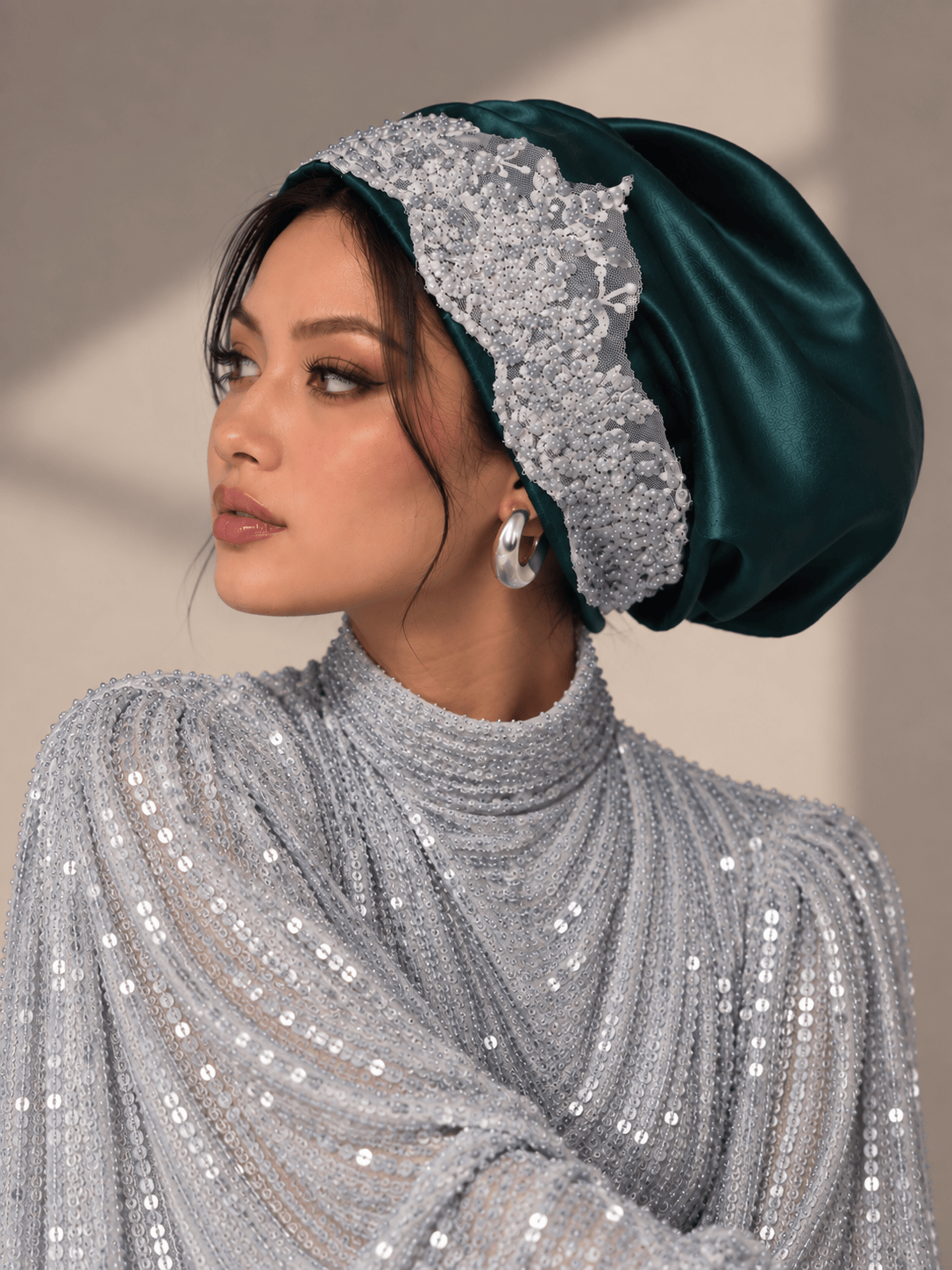 Beanie Satin - Emerald Green Shimmer