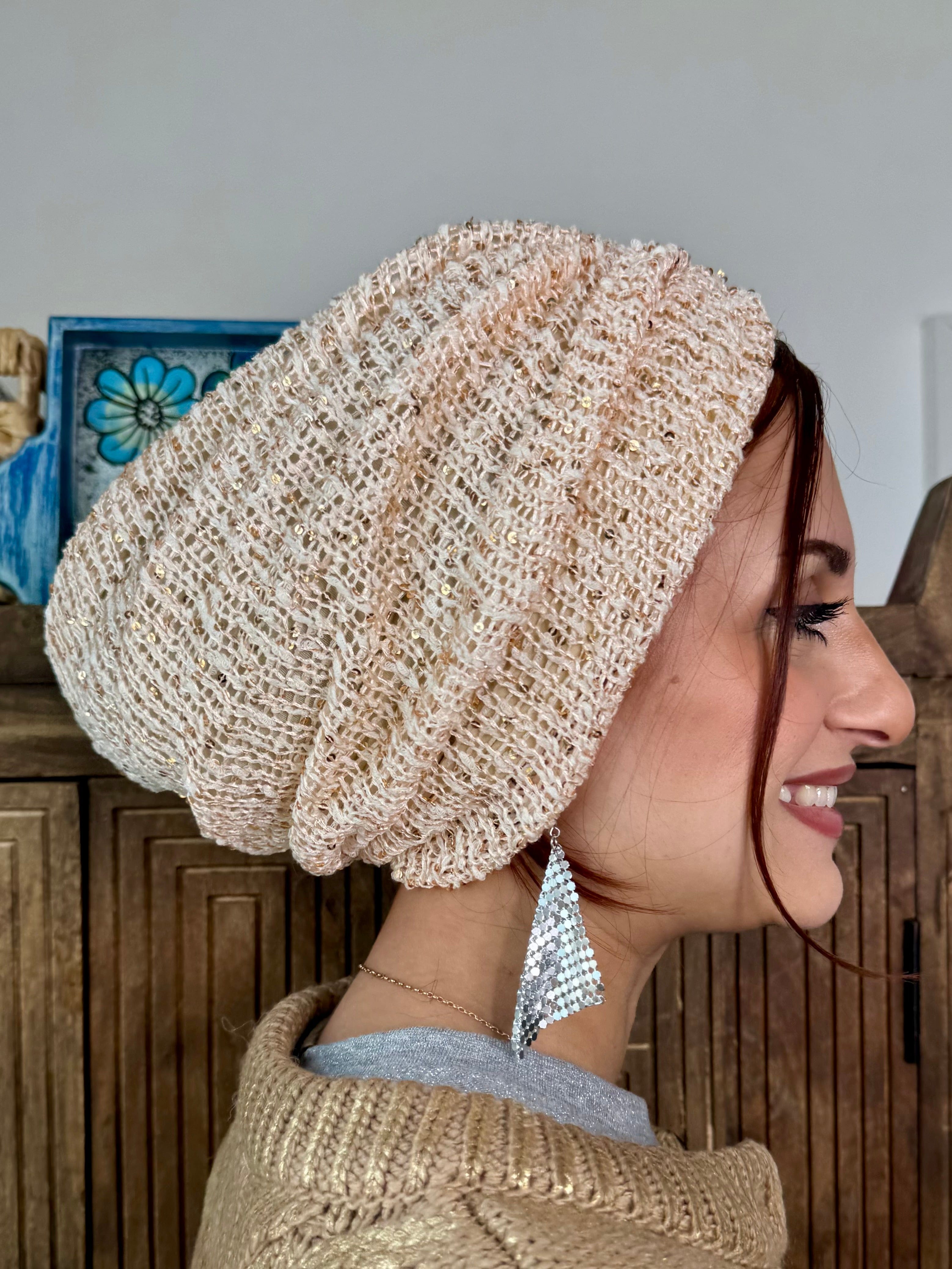 Beanie Knit Sequins - Gold and Beige