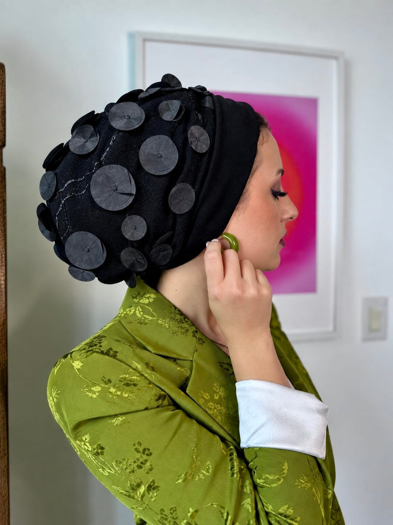 Beanie Tulle - Black Flowers