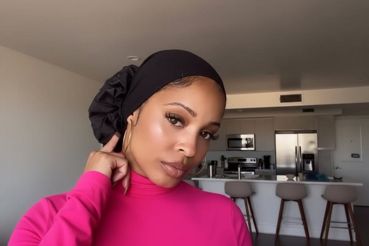 Volumizing Scrunchie Cap - Black Big Flower Volume in the back