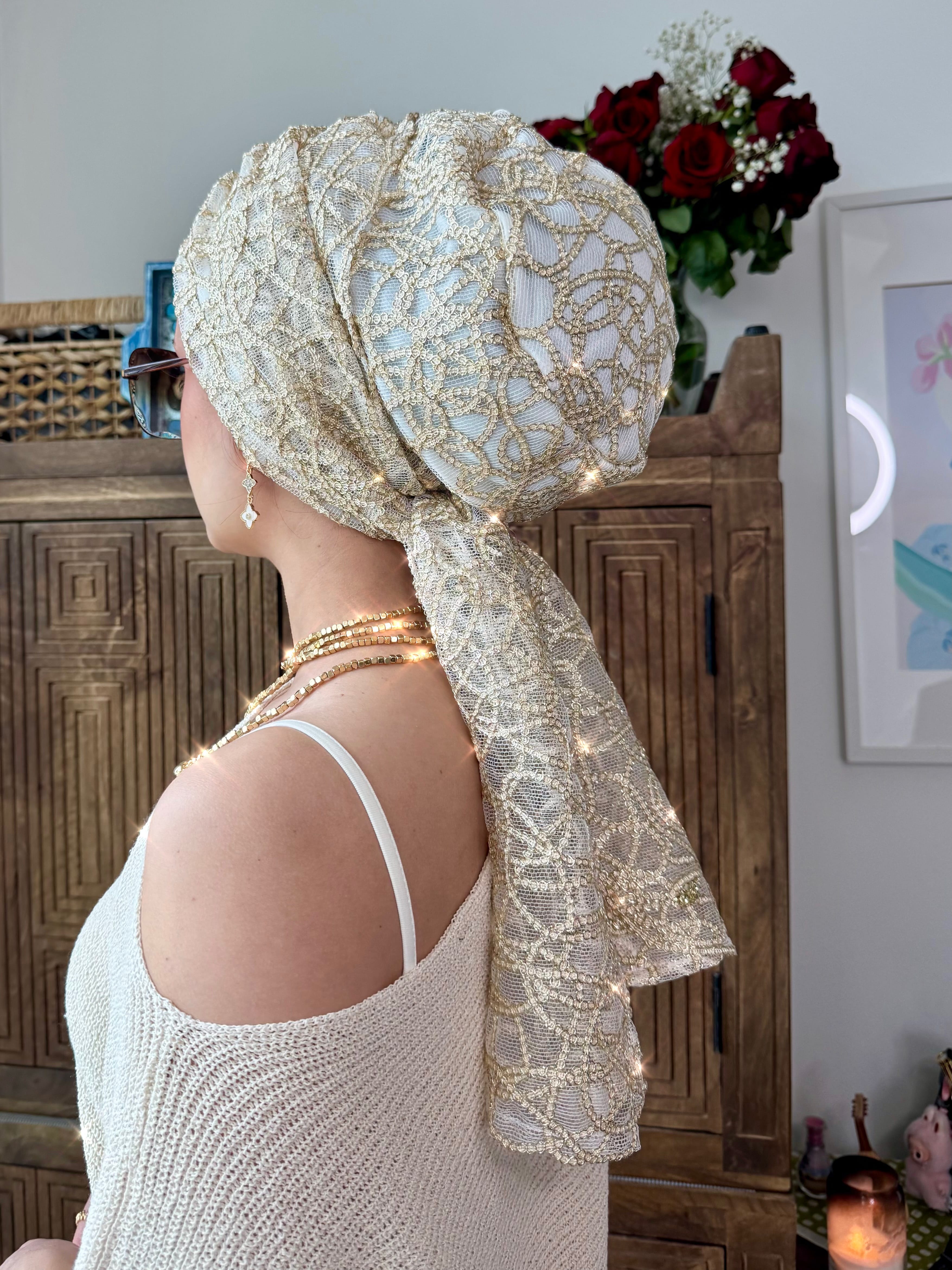 Beanie Wrap Lace Sequins - Nude Gold (short straps)