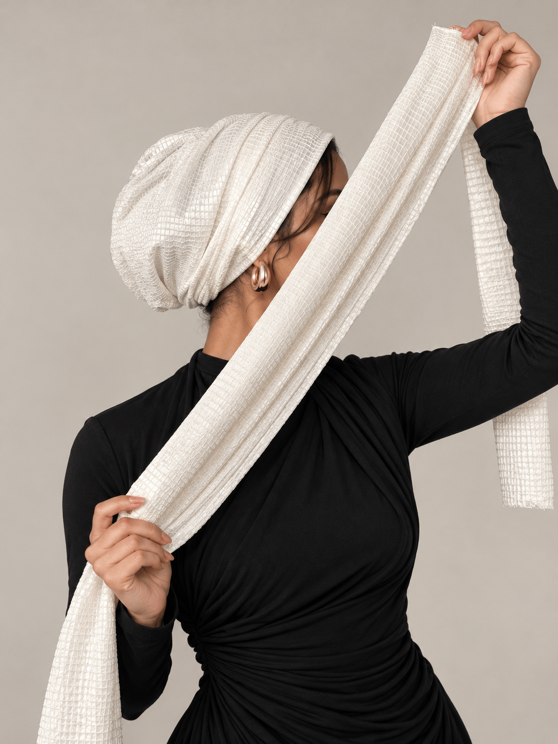 Two-Piece Velvet Tulle Beanie - Pearl