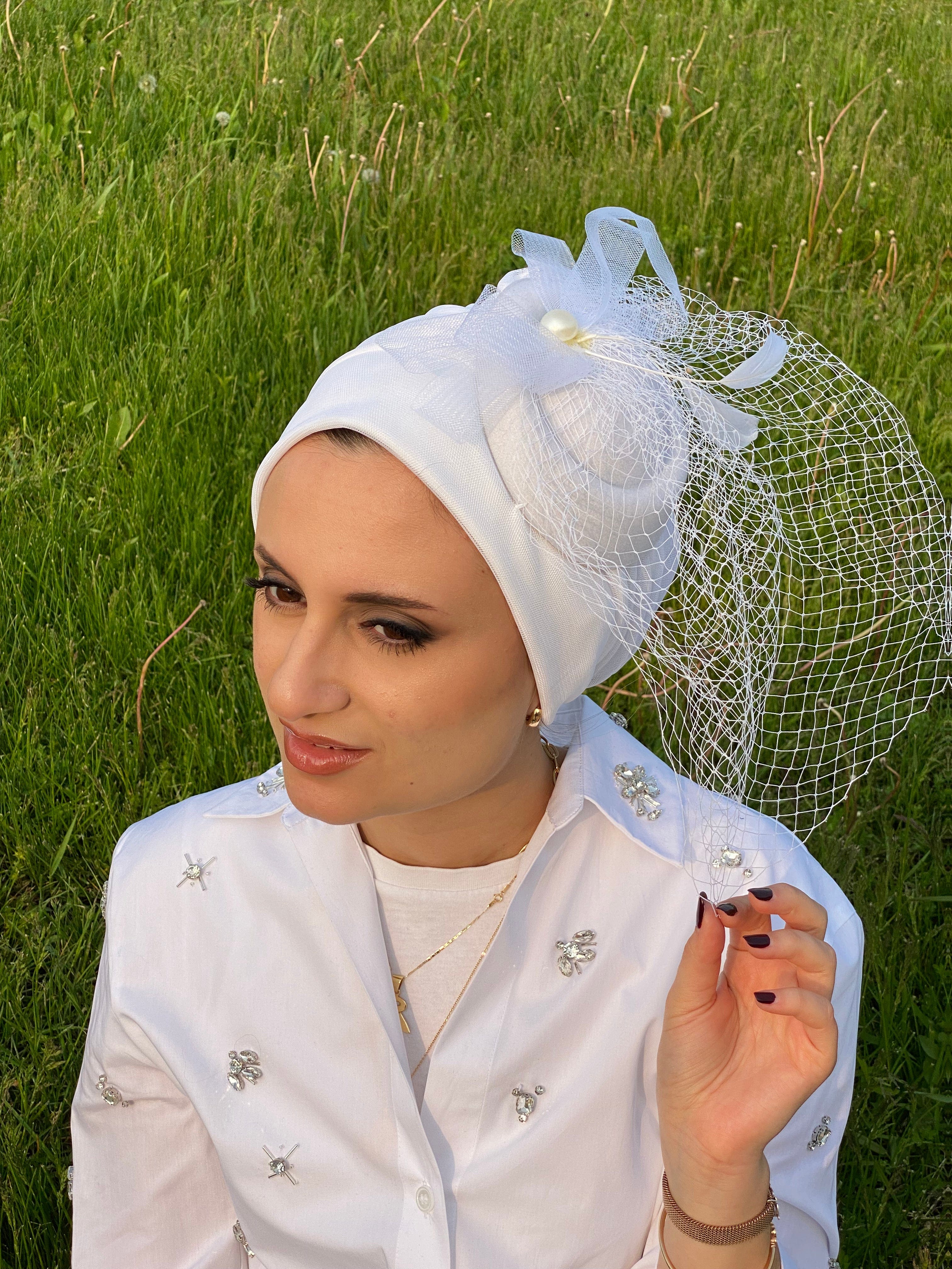 Beanie Tulle Pillbox - White